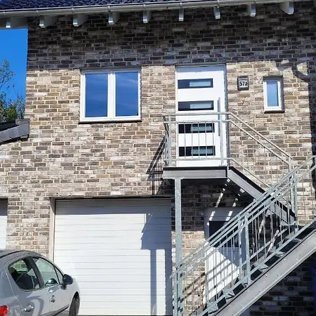 Schoene Maisonette Dueren *